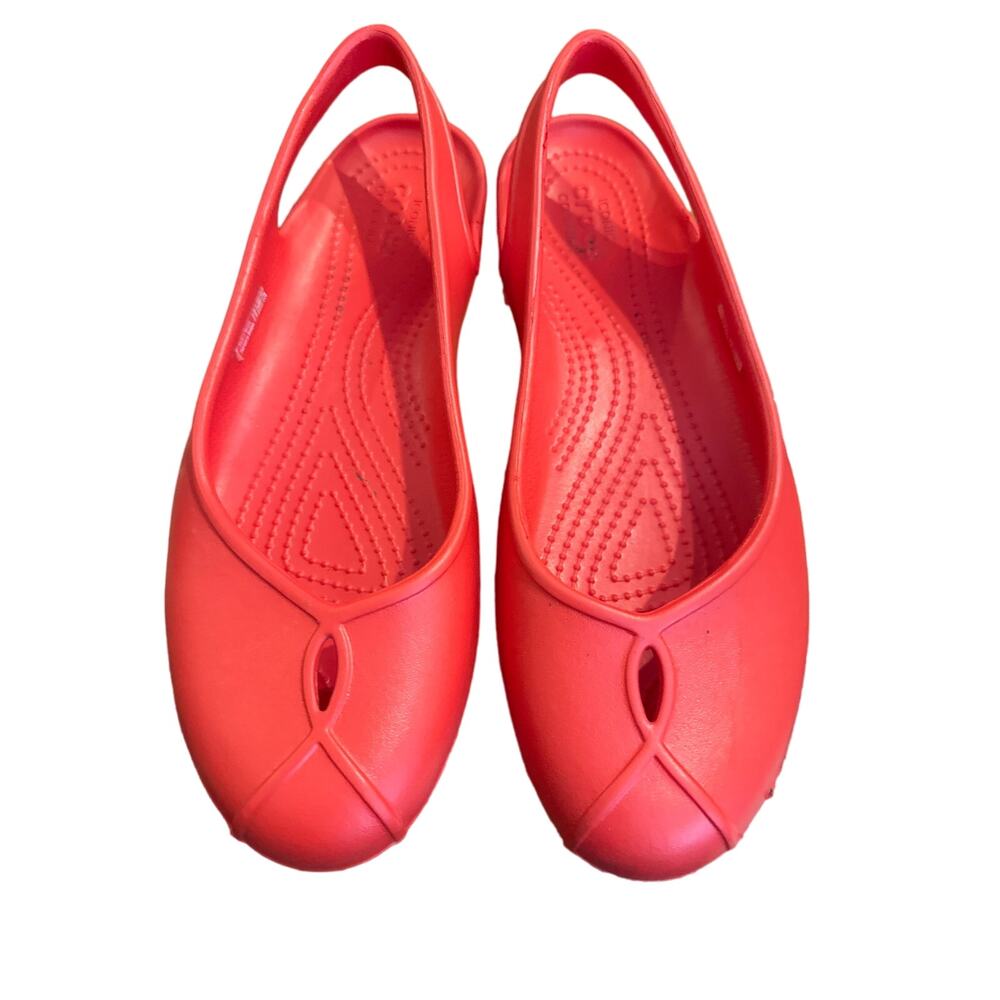 Women’s Pink Crocs Slingback. Size 8